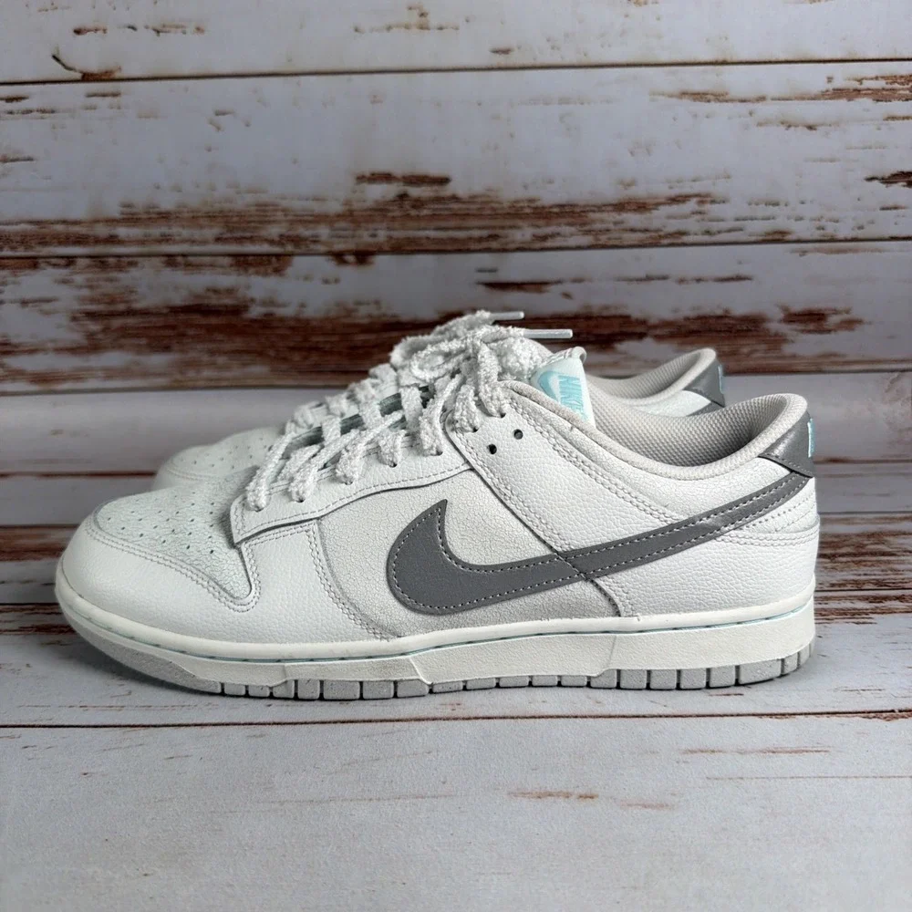 Nike this authentic